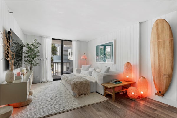 4301 COLLINS AVE APT 207, MIAMI BEACH, FL 33140 - Image ddbb675b4b4fb65e79b880acf211ebe6/2146162040