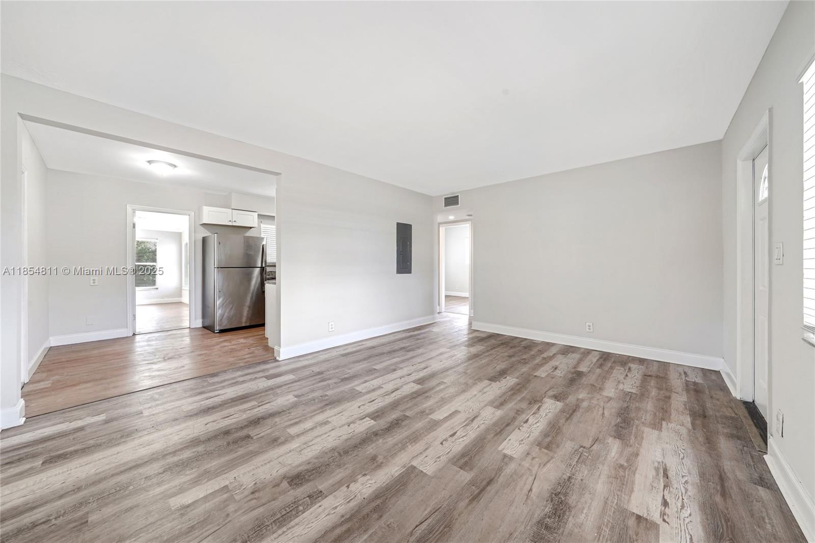 1220 NW 18th Ave