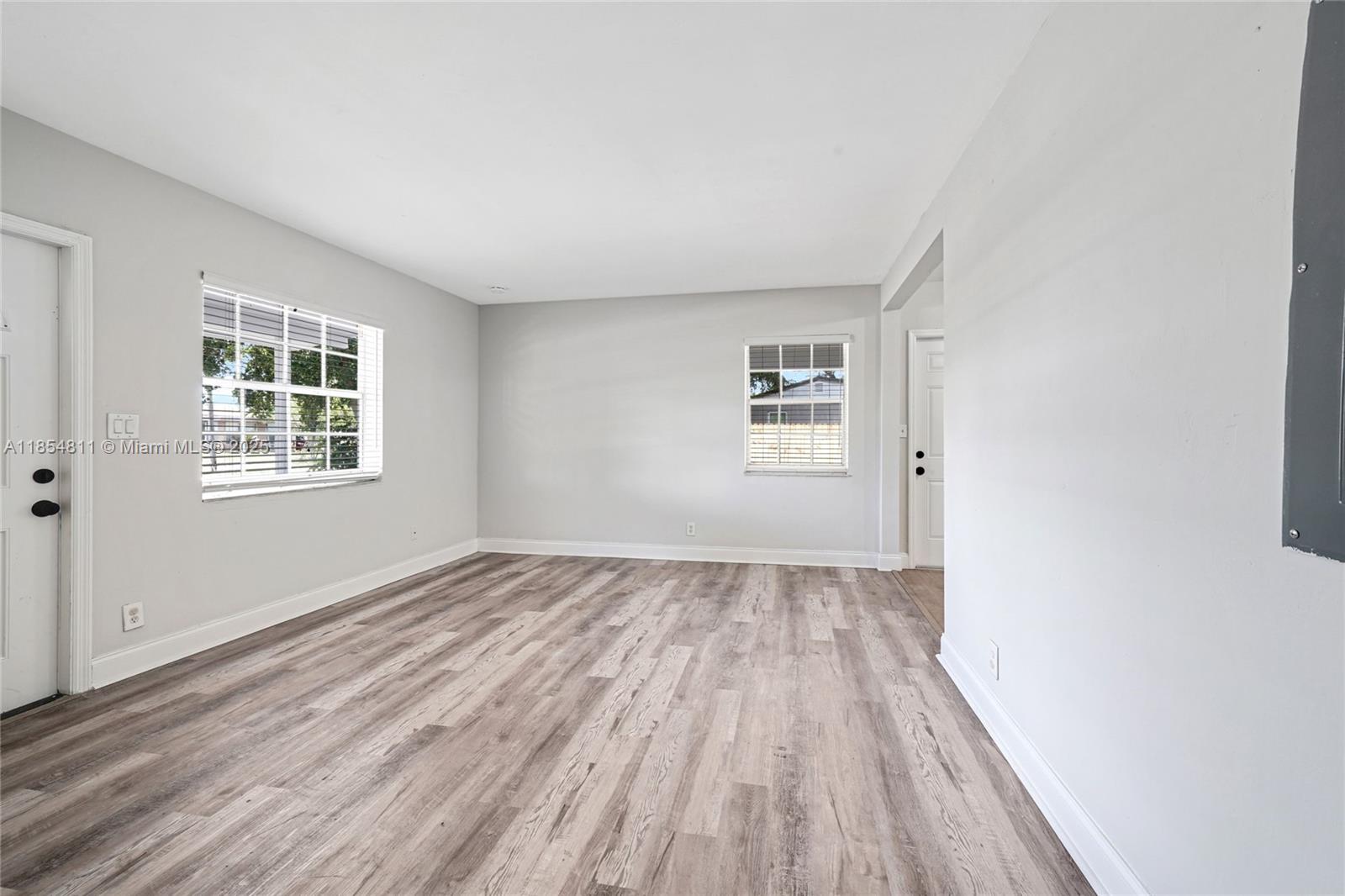 1220 NW 18th Ave