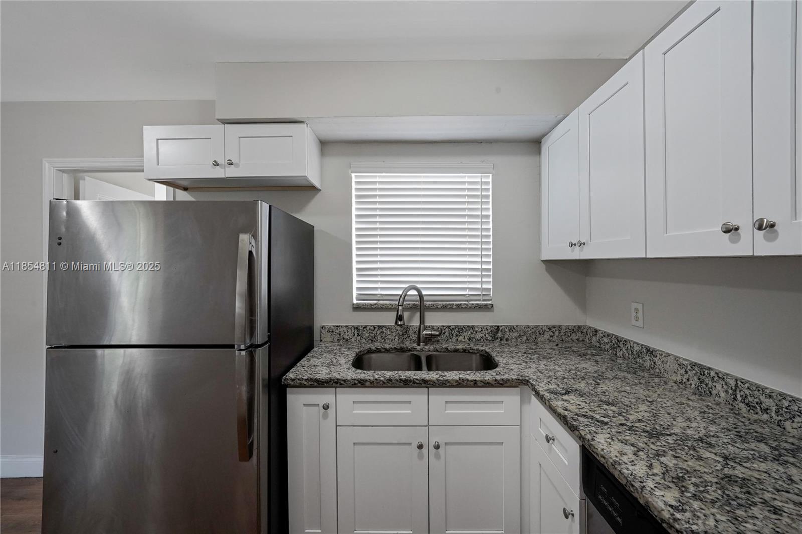 LAUDERDALE MANORS AMD PLA - Residential