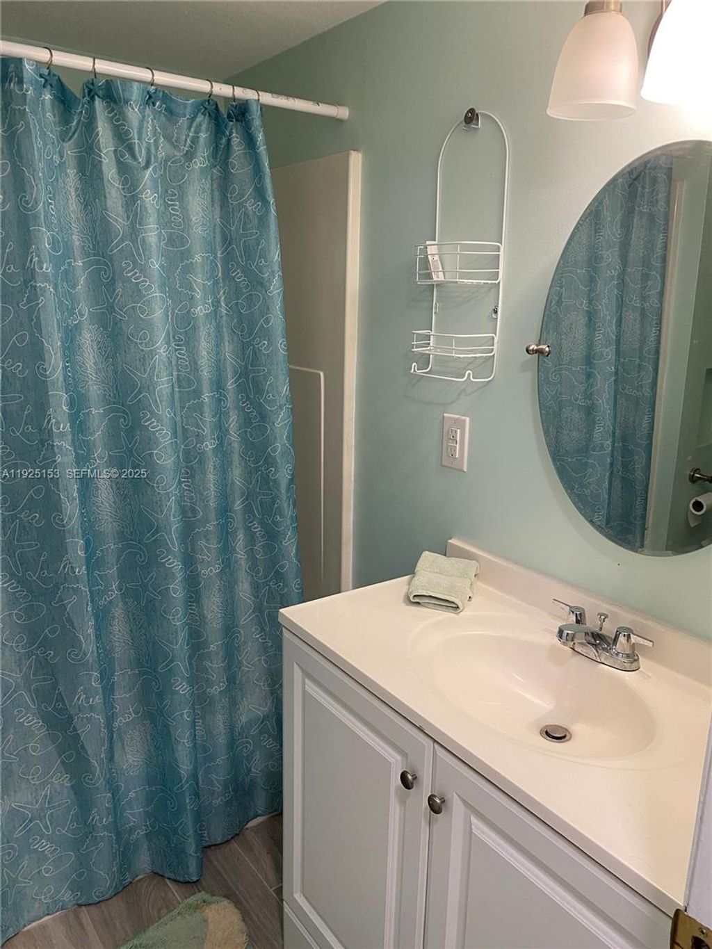 Photo of 228 Oleander Dr, Key Largo, FL 33070 (MLS # A11925153)