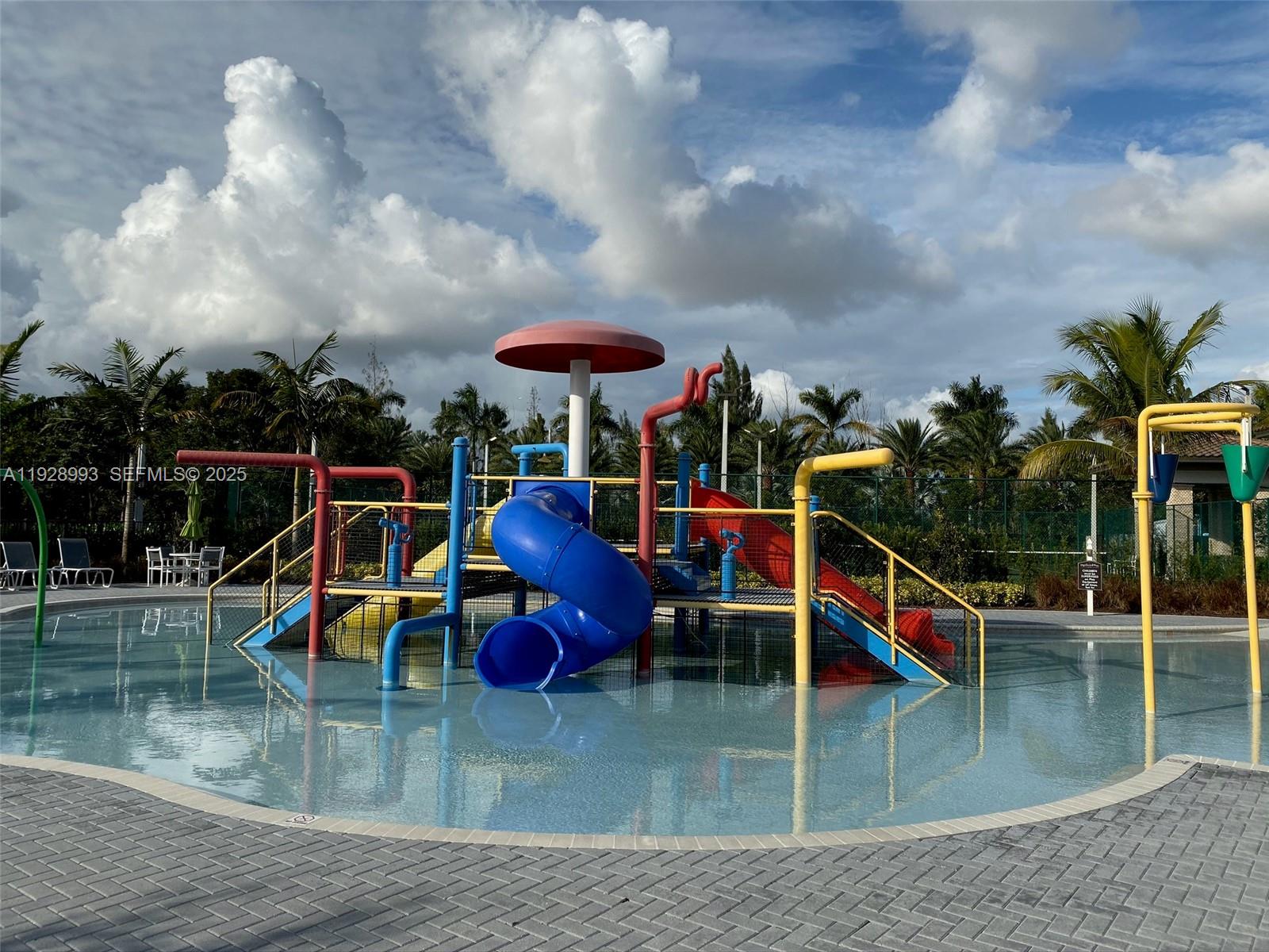 ST MAARTEN AT GRAND BAY - Residential