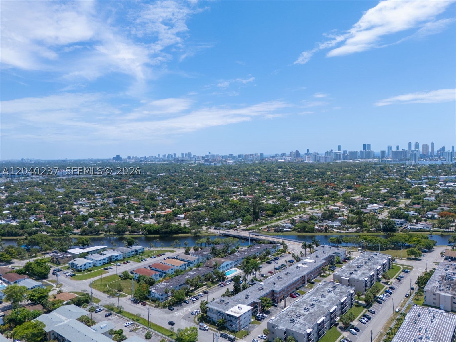 1450 NE 170th St 115