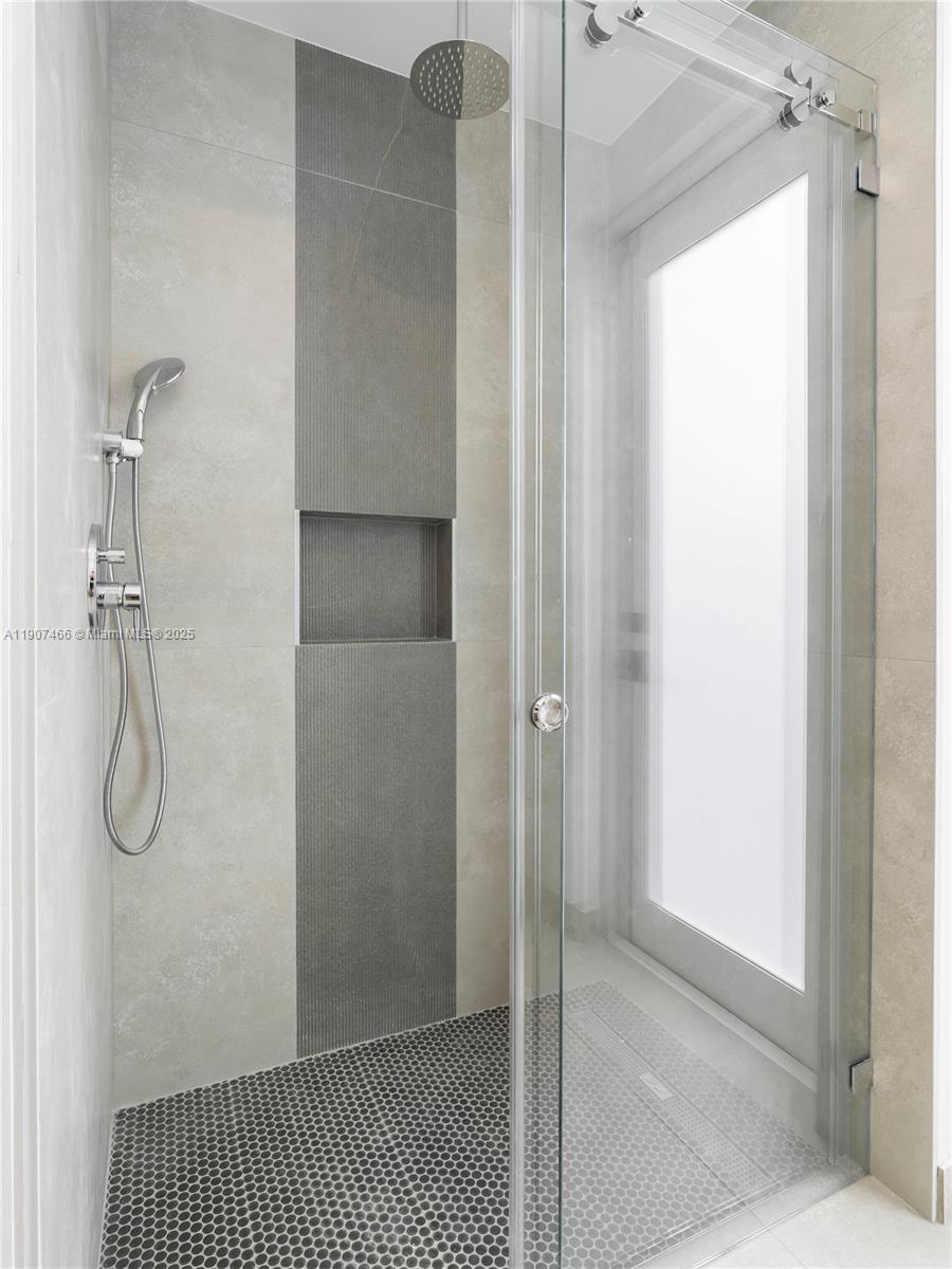 River Oaks - Residential