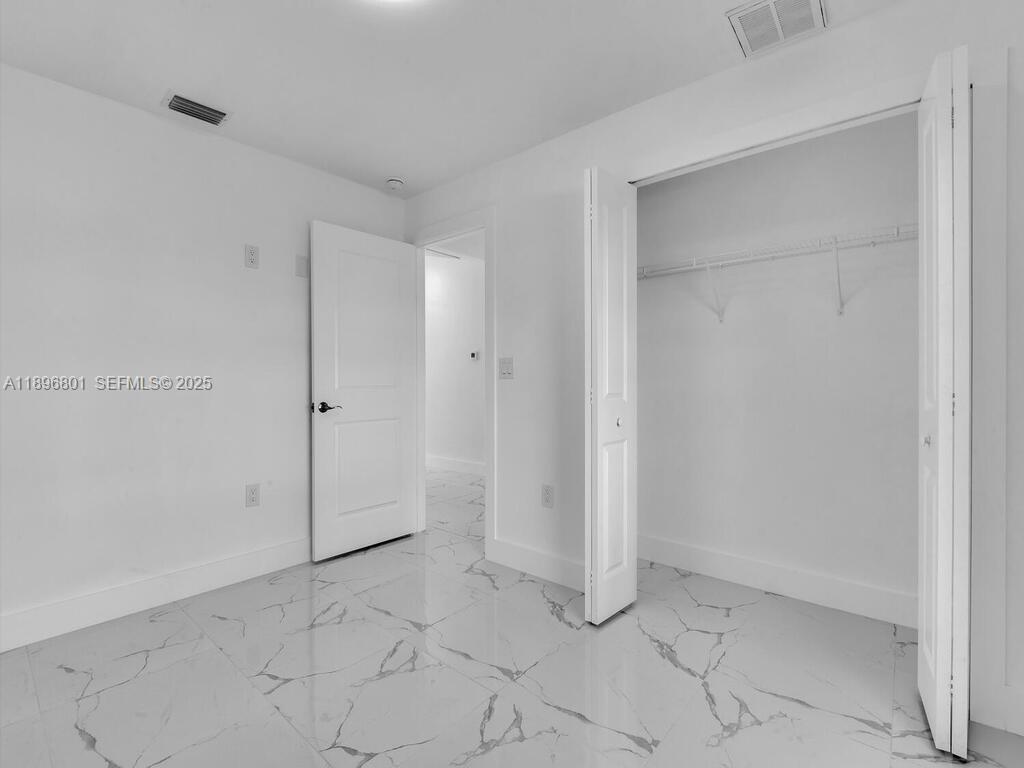 LEHIGH ESTATES - Residential Income