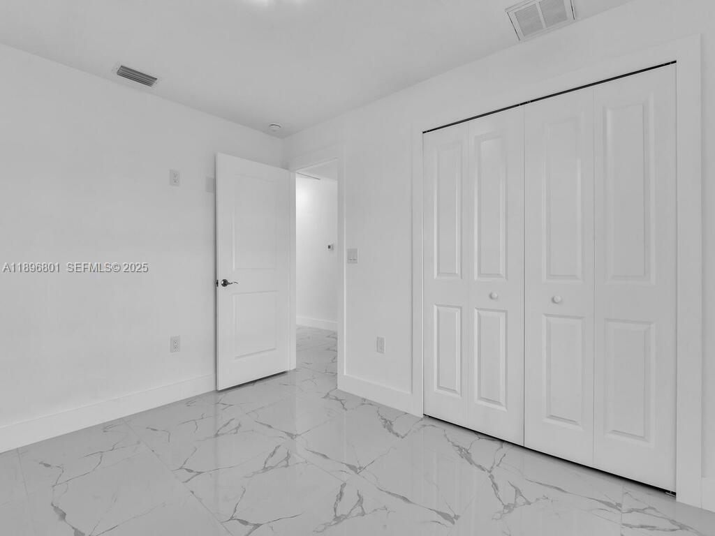 LEHIGH ESTATES - Residential Income