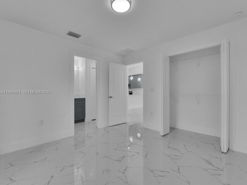 LEHIGH ESTATES - Residential Income