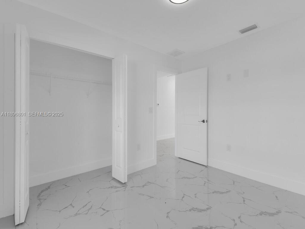 LEHIGH ESTATES - Residential Income