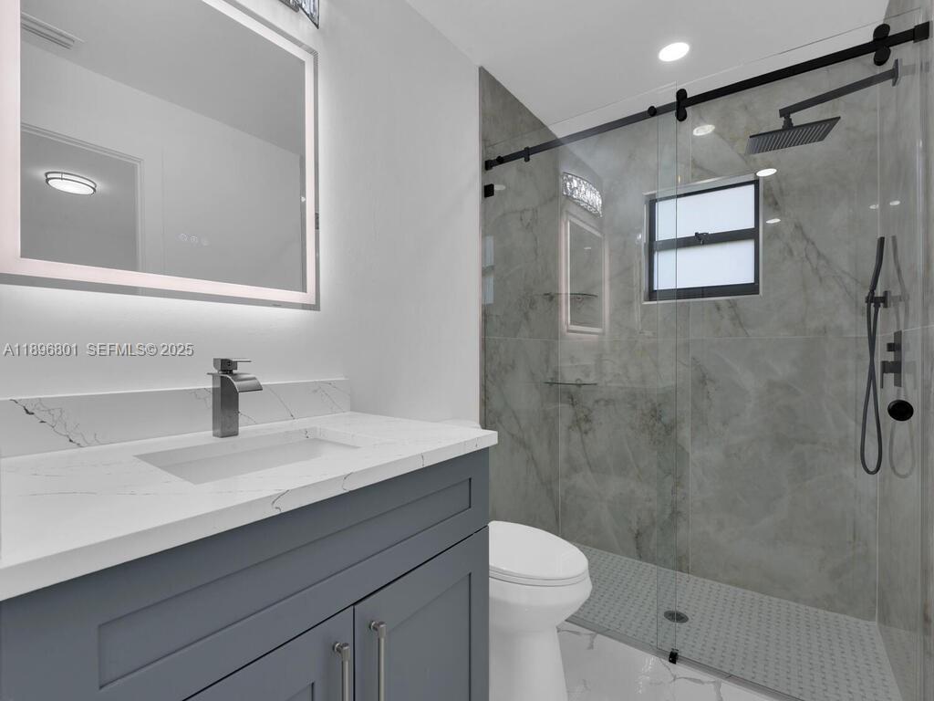 LEHIGH ESTATES - Residential Income