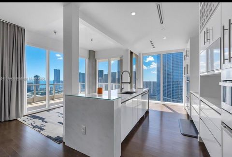 900 Brickell Key Blvd 2904 Miami FL 33131