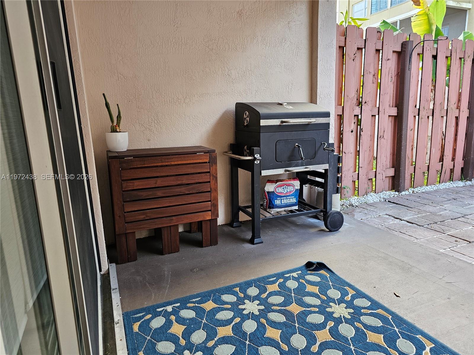 WATERSIDE VILLAS - Residential