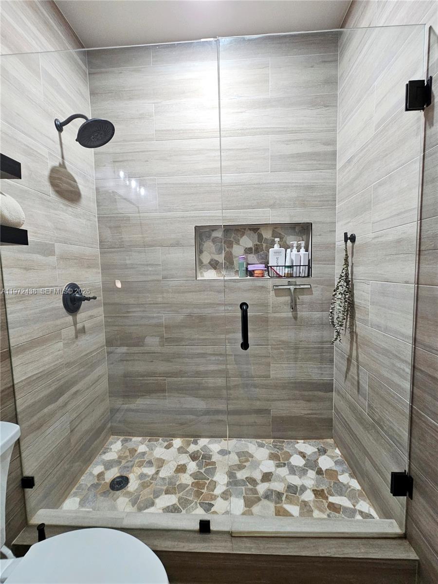 WATERSIDE VILLAS - Residential