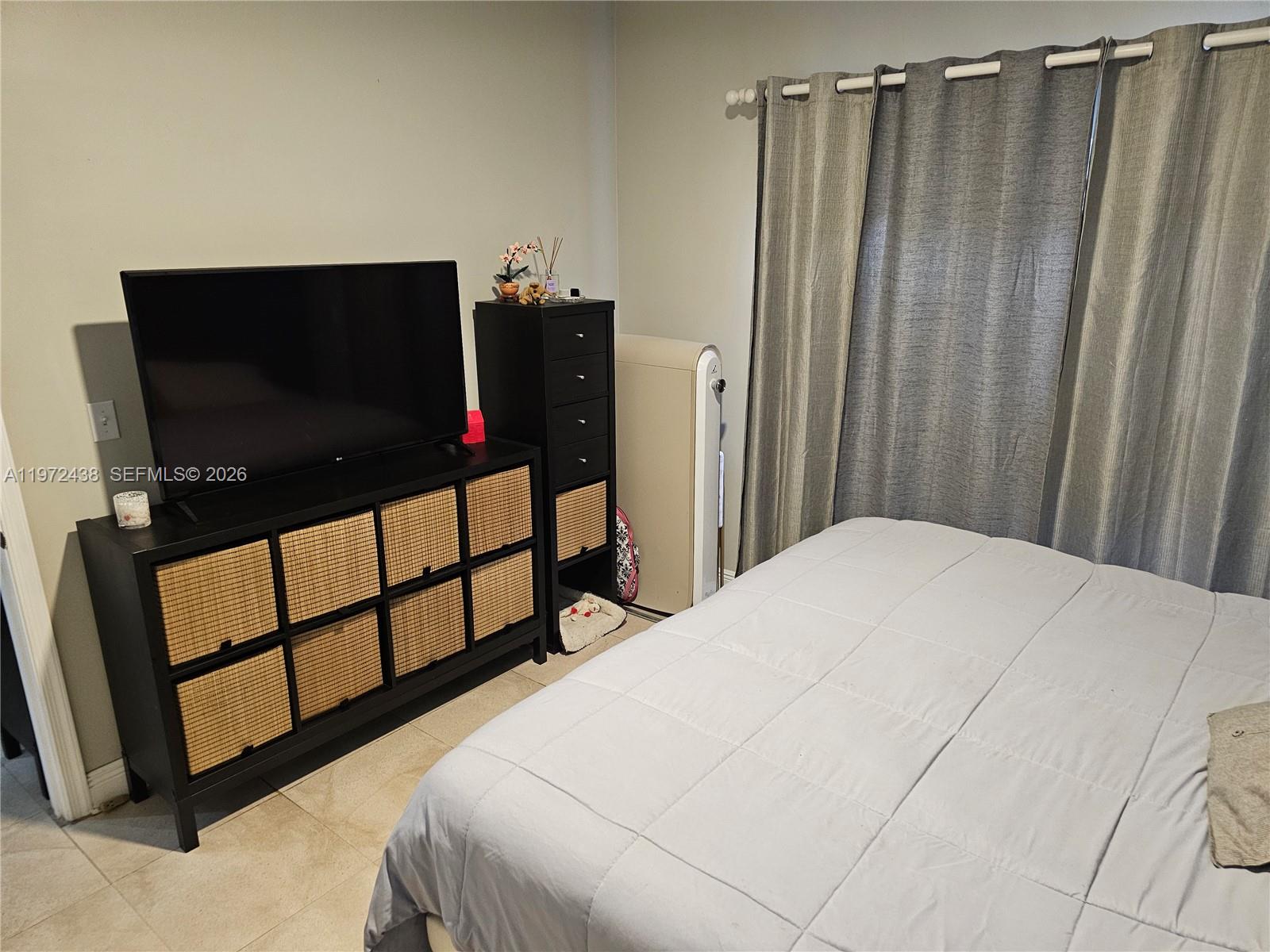 WATERSIDE VILLAS - Residential