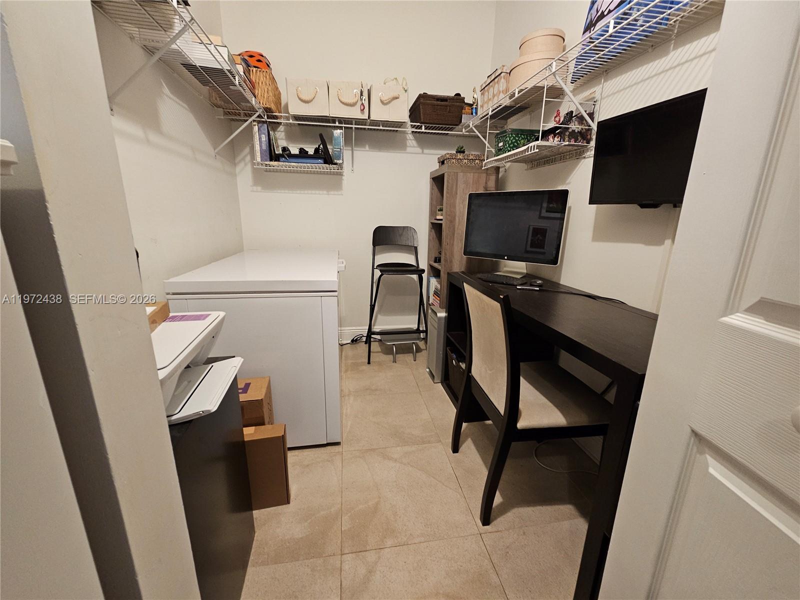 WATERSIDE VILLAS - Residential