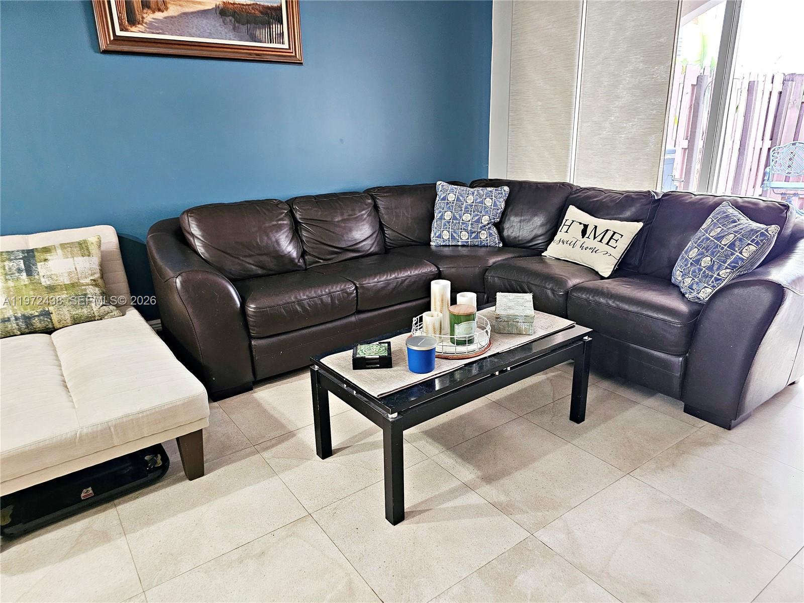 WATERSIDE VILLAS - Residential