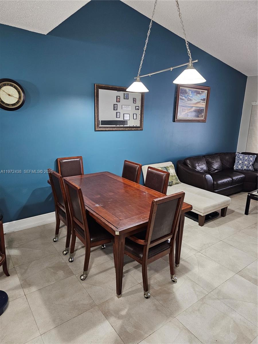 WATERSIDE VILLAS - Residential