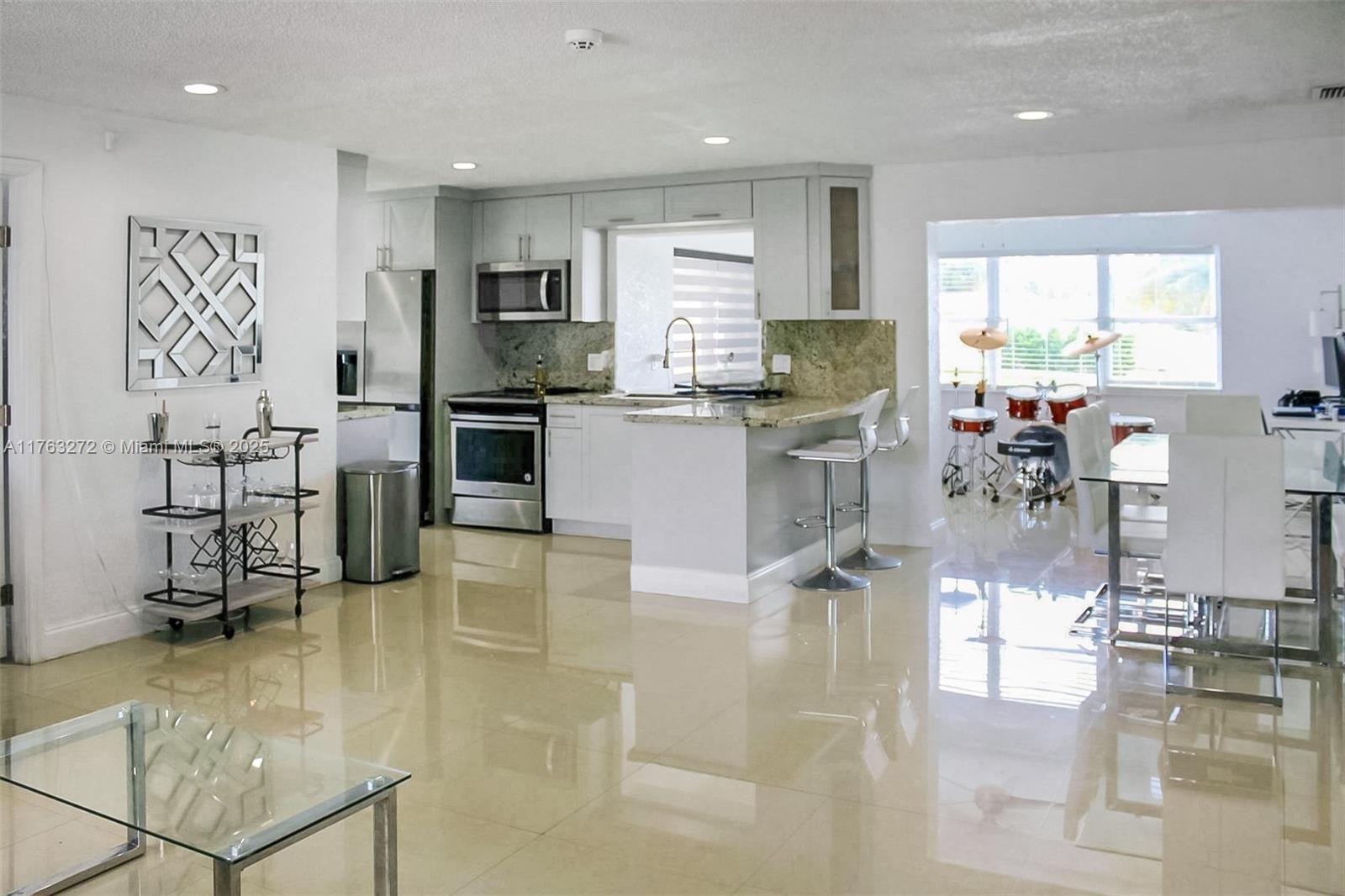 9400 NW 13th St