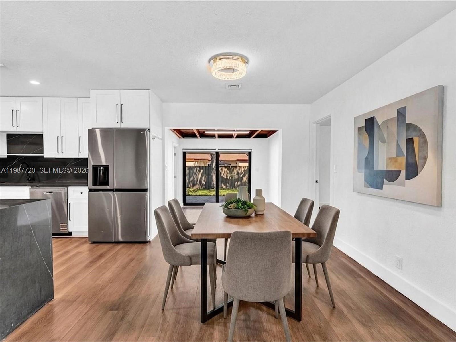 HOLLYWOOD HEIGHTS ADD SEC - Residential Lease