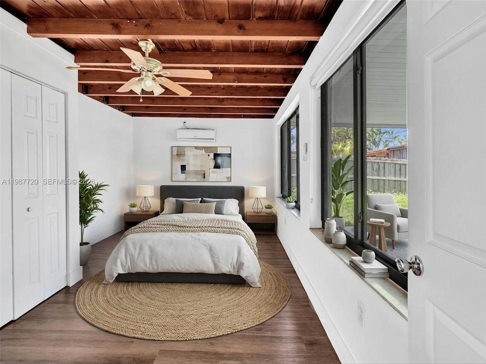 HOLLYWOOD HEIGHTS ADD SEC - Residential Lease