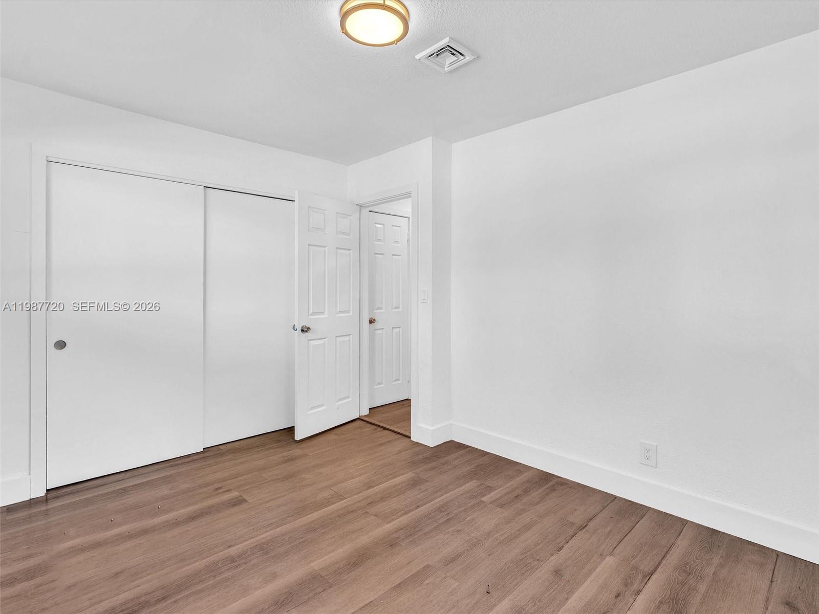 HOLLYWOOD HEIGHTS ADD SEC - Residential Lease