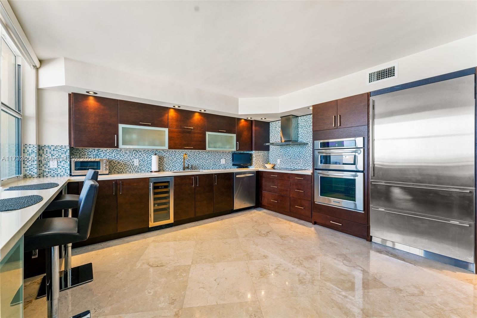 PARKER DORADO CONDO - Residential