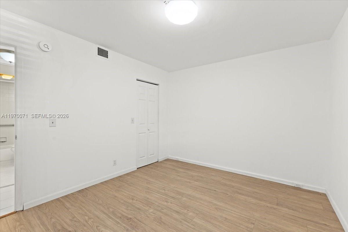 CAMBRIDGE AT CENTURY VILL - Residential