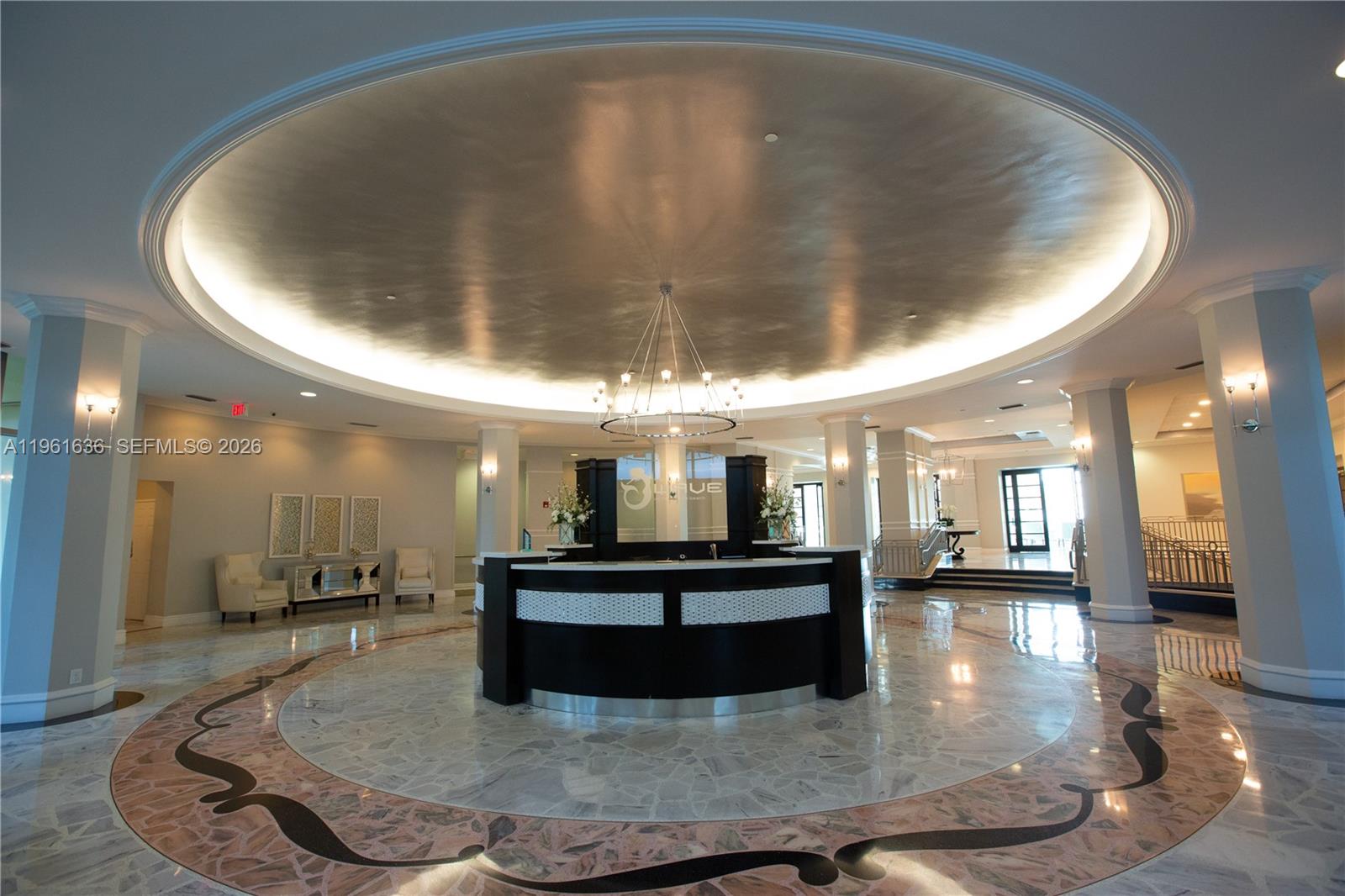 WAVE CONDO - Residential