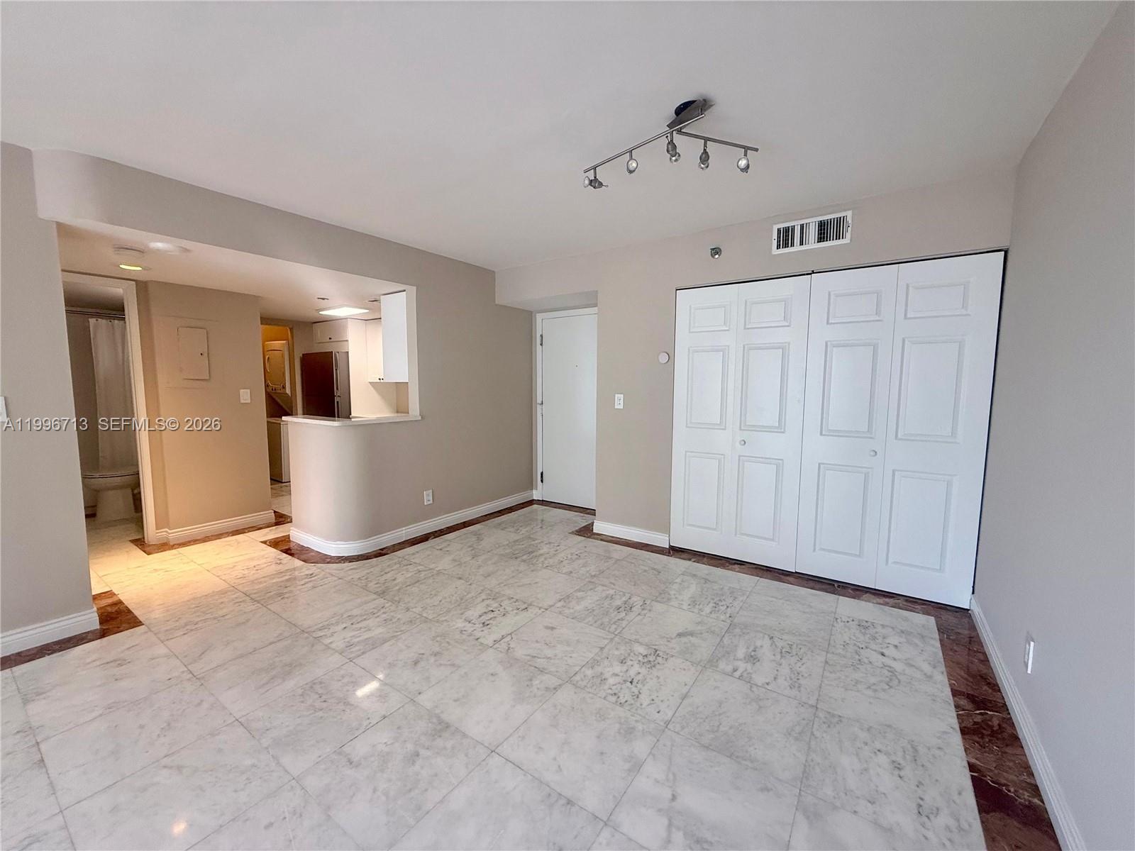 ISOLA CONDO - Residential Lease