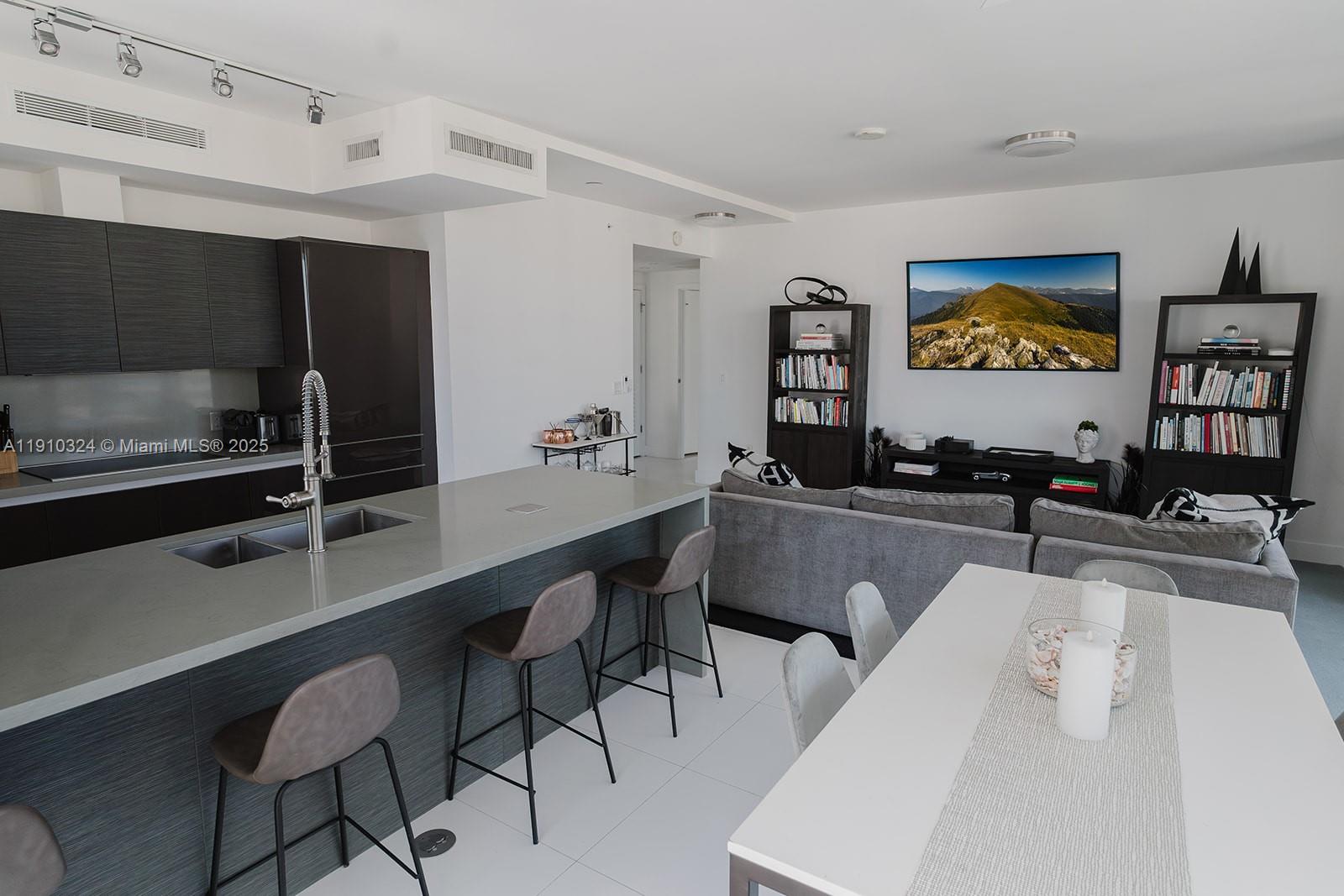 THE BONDO (1080 BRICKELL) - Residential