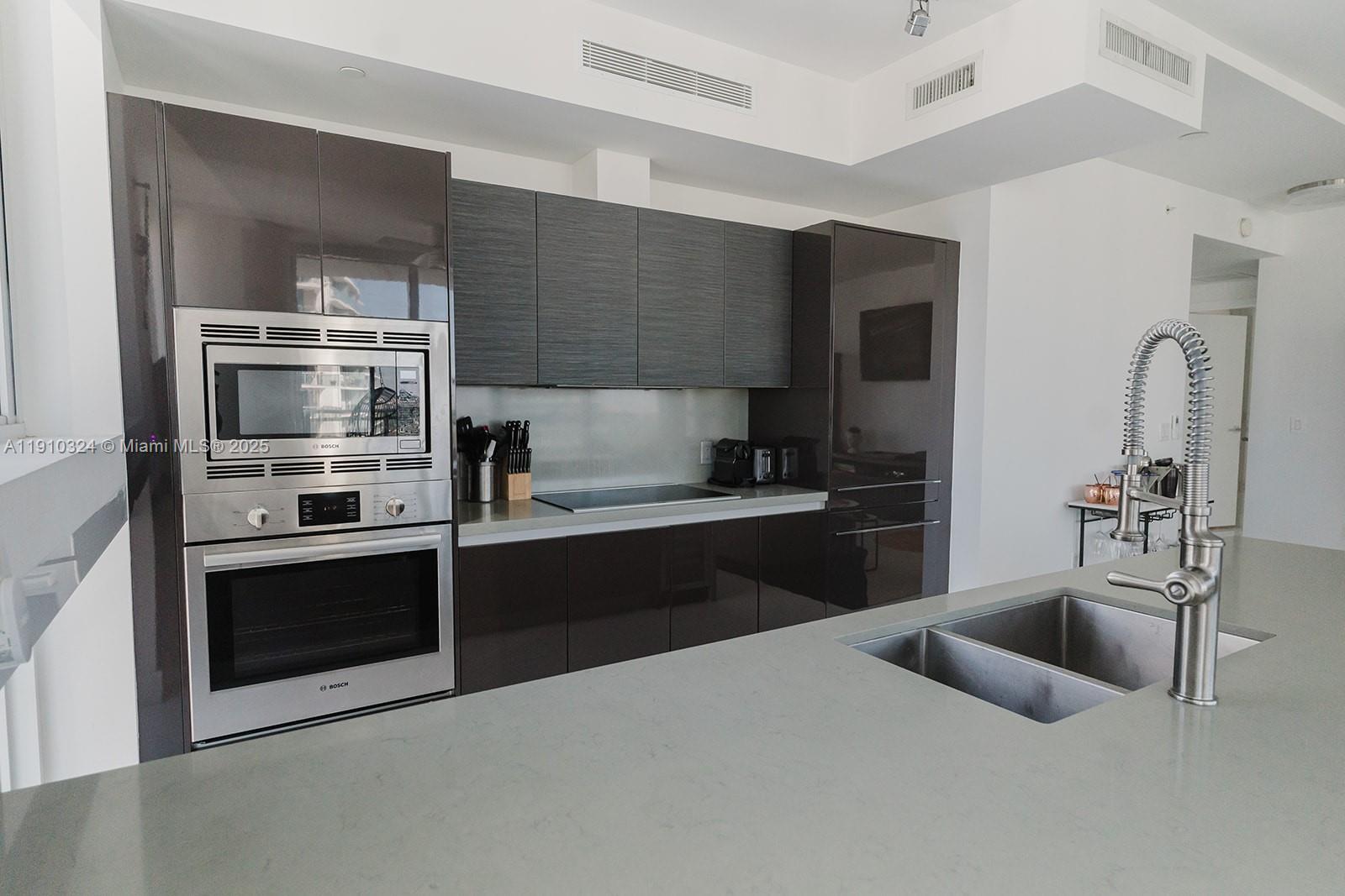 THE BONDO (1080 BRICKELL) - Residential