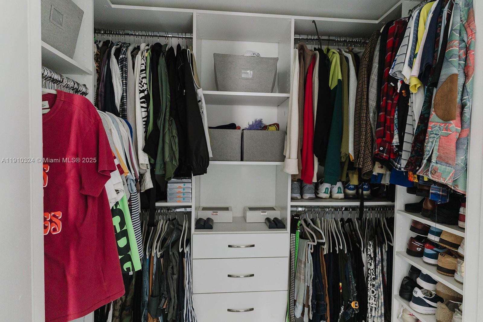 THE BONDO (1080 BRICKELL) - Residential