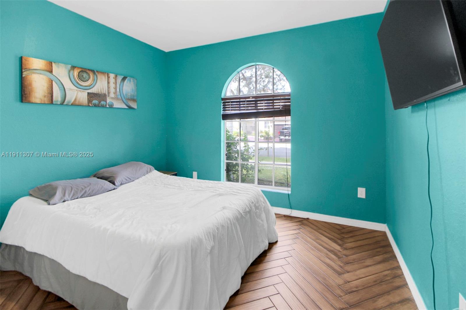 VENTANAS AT HOMESTEAD - Residential