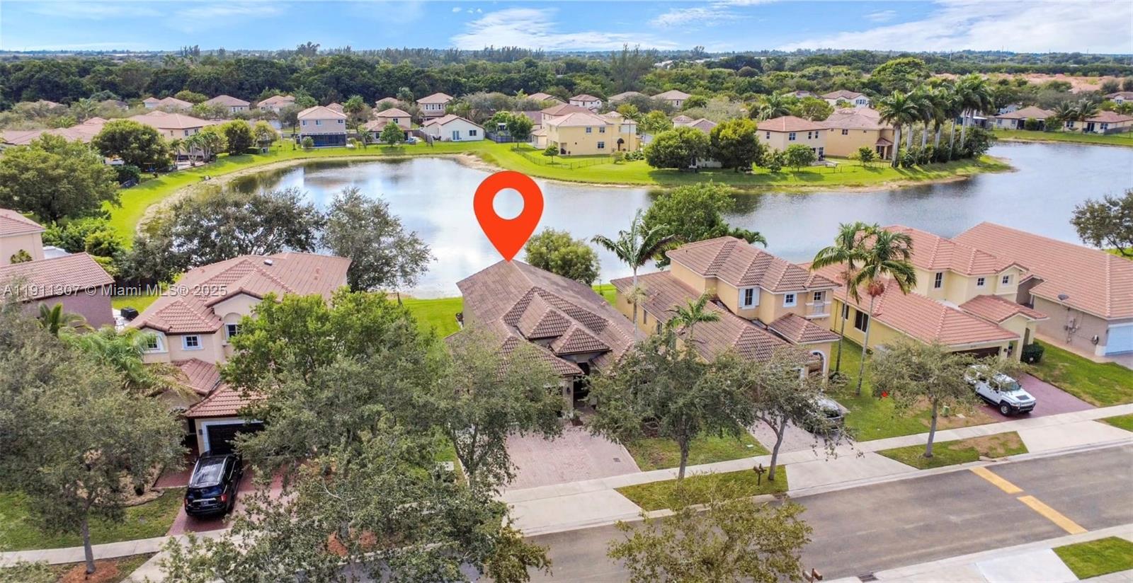 VENTANAS AT HOMESTEAD - Residential