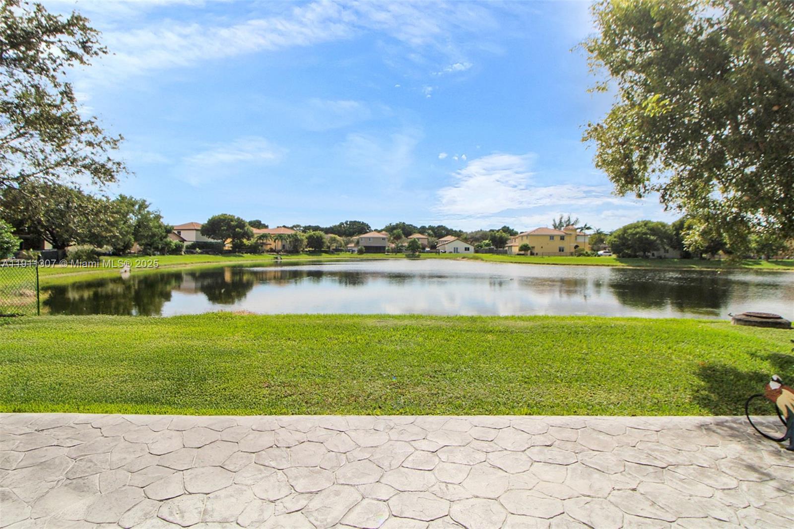 VENTANAS AT HOMESTEAD - Residential