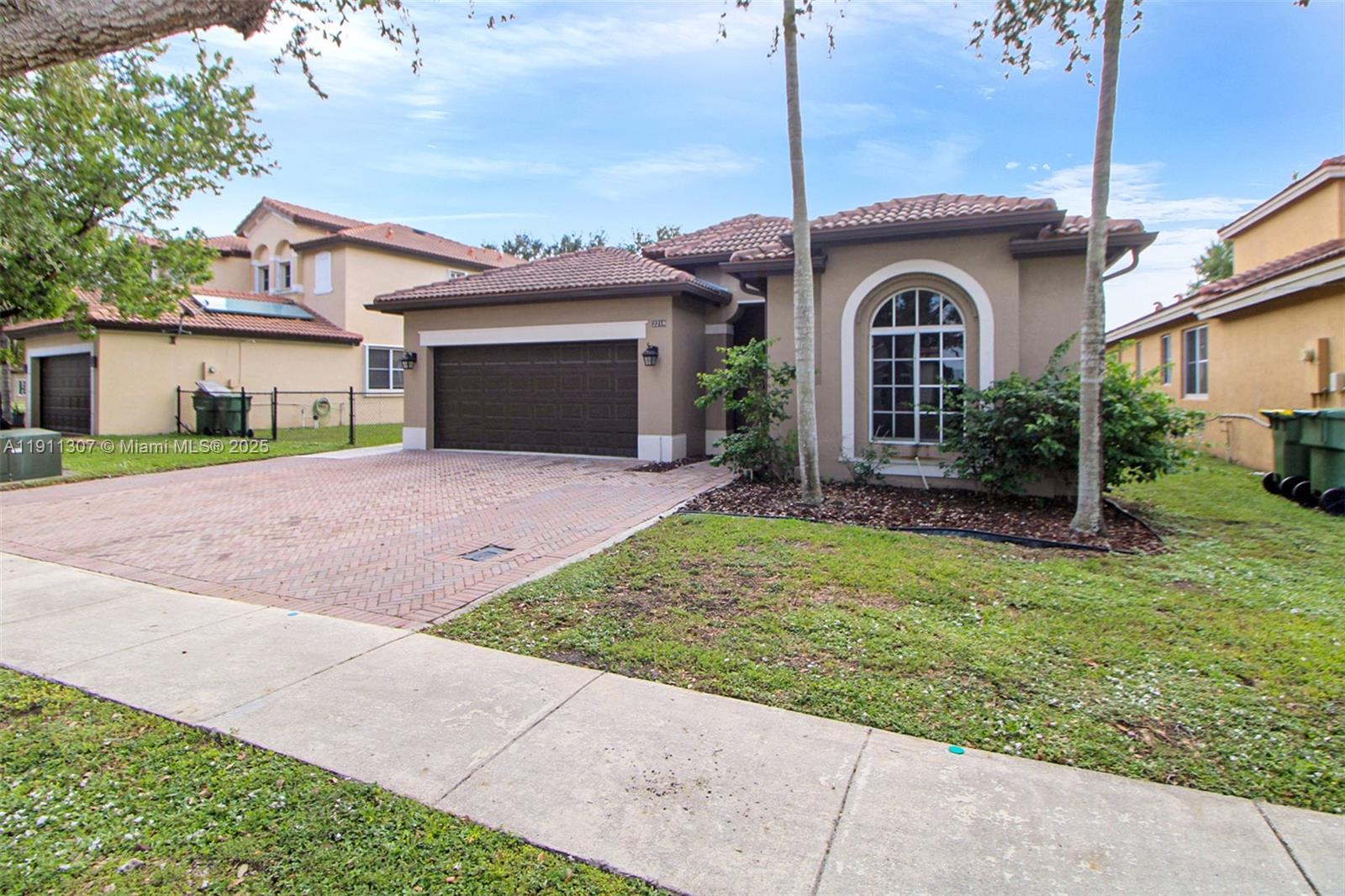 VENTANAS AT HOMESTEAD - Residential