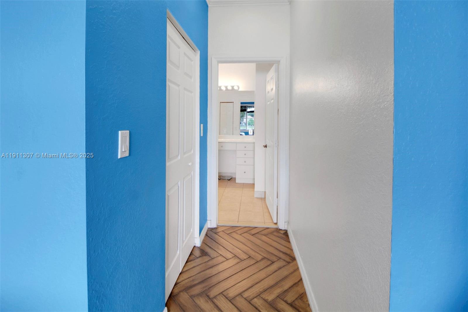 VENTANAS AT HOMESTEAD - Residential