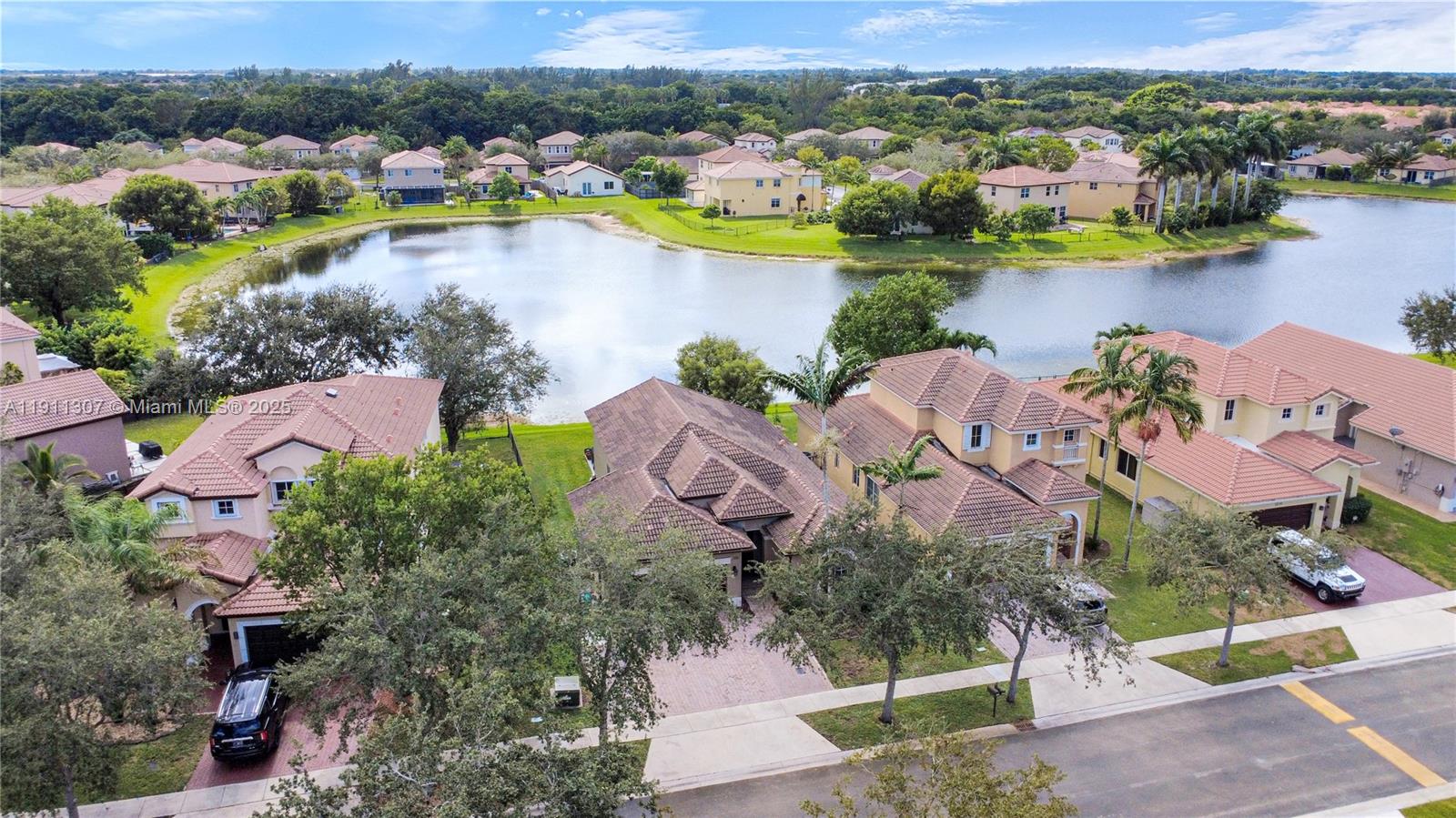 VENTANAS AT HOMESTEAD - Residential