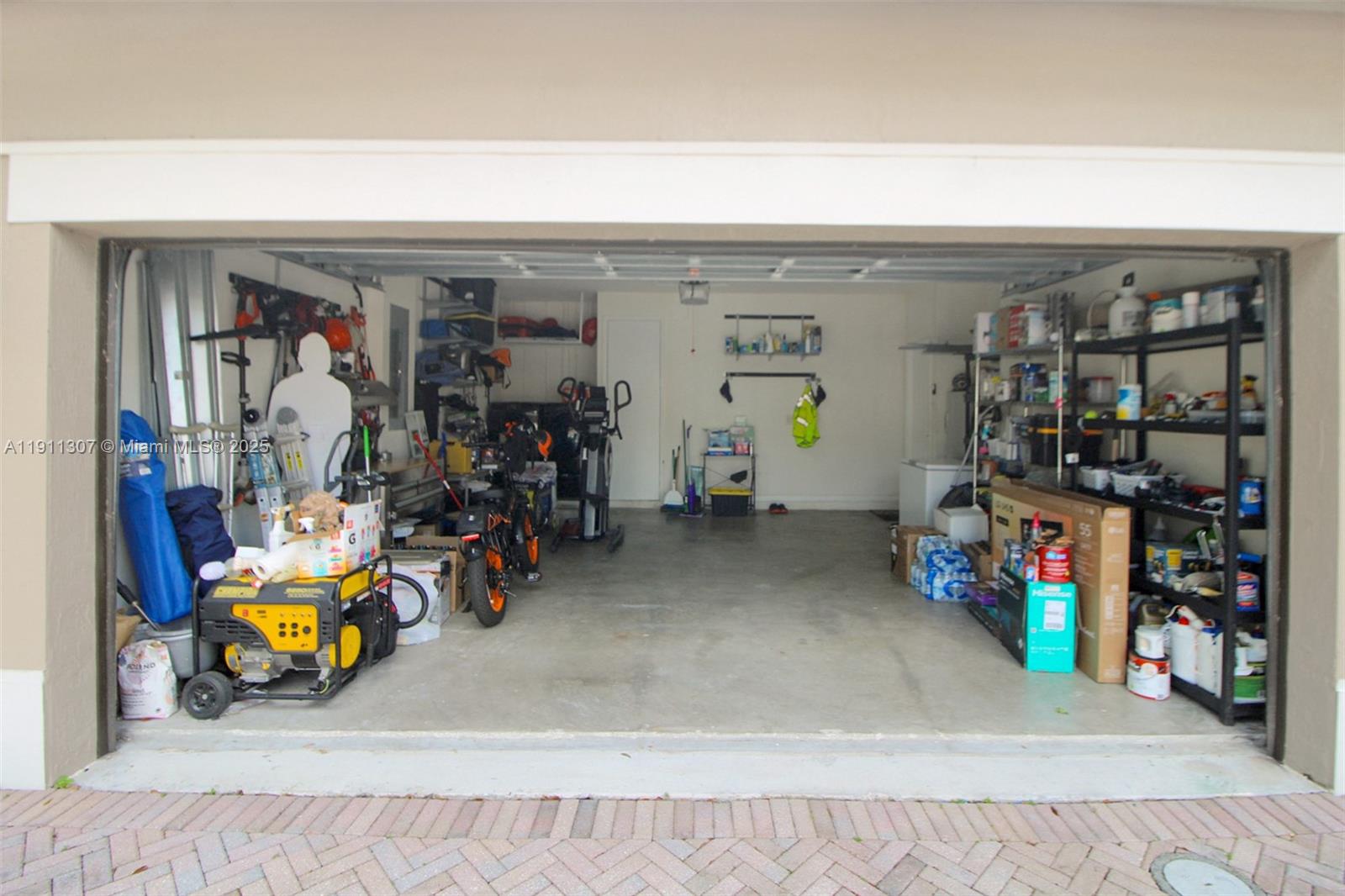 VENTANAS AT HOMESTEAD - Residential