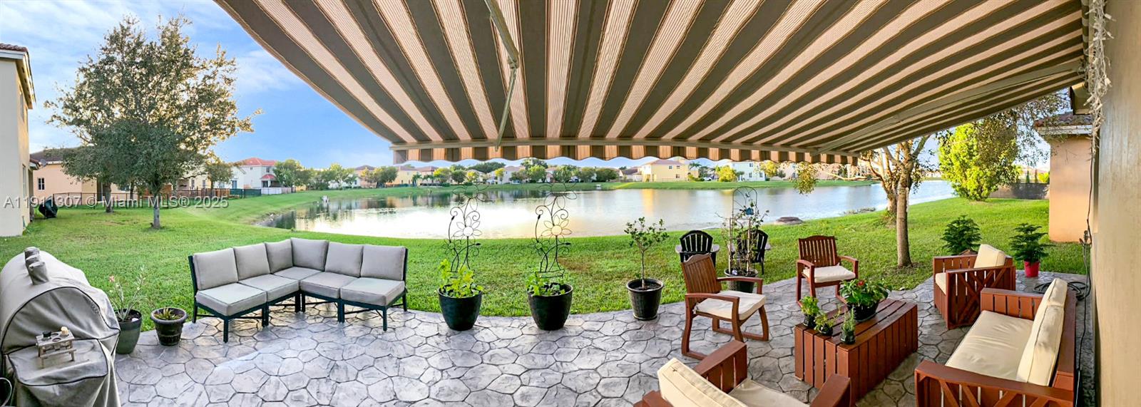 VENTANAS AT HOMESTEAD - Residential