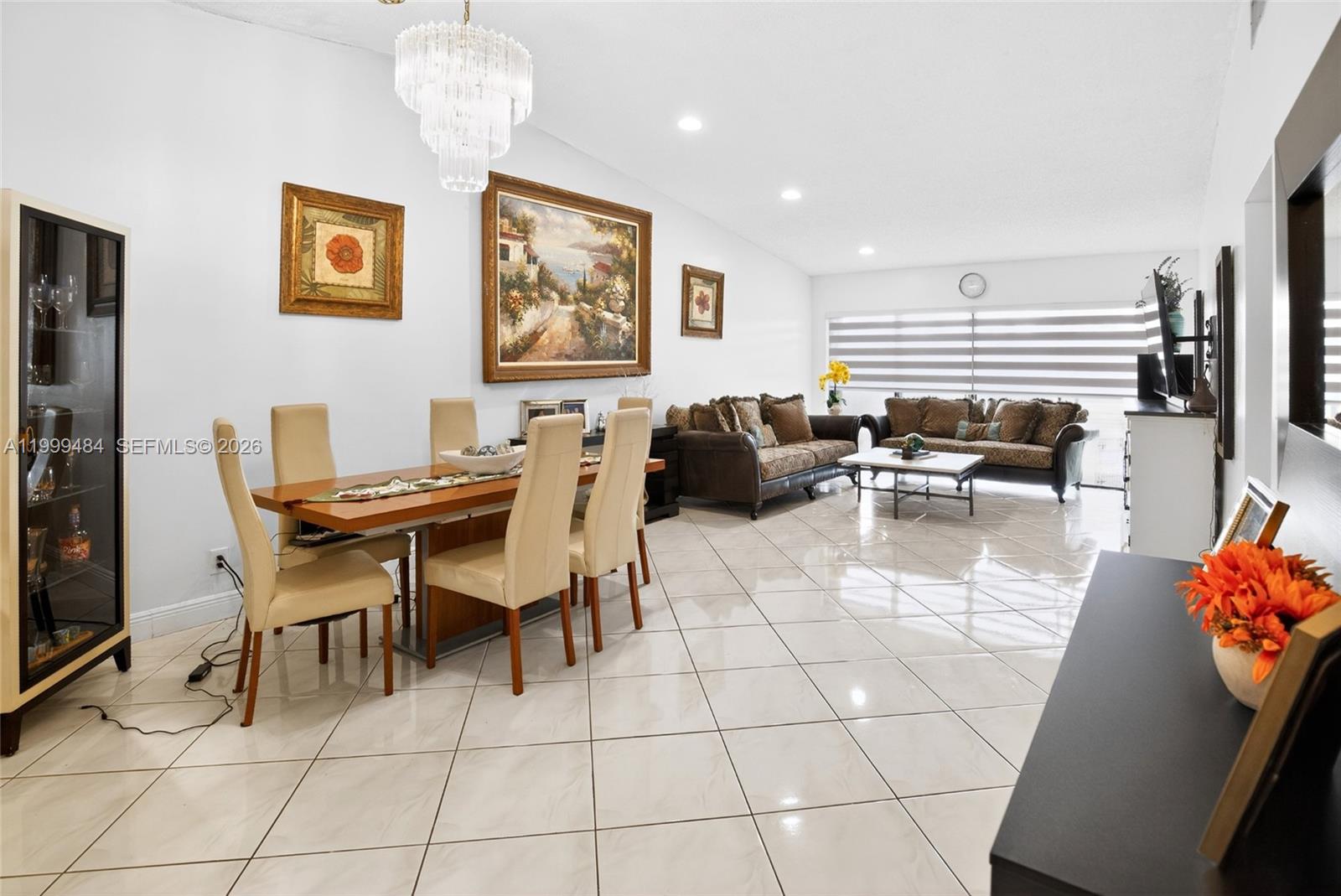 WEDGEWOOD CONDOMINIUM - Residential