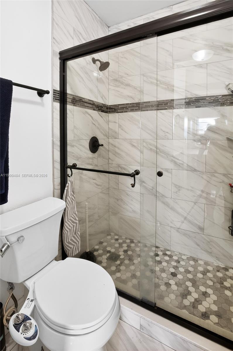 WEDGEWOOD CONDOMINIUM - Residential