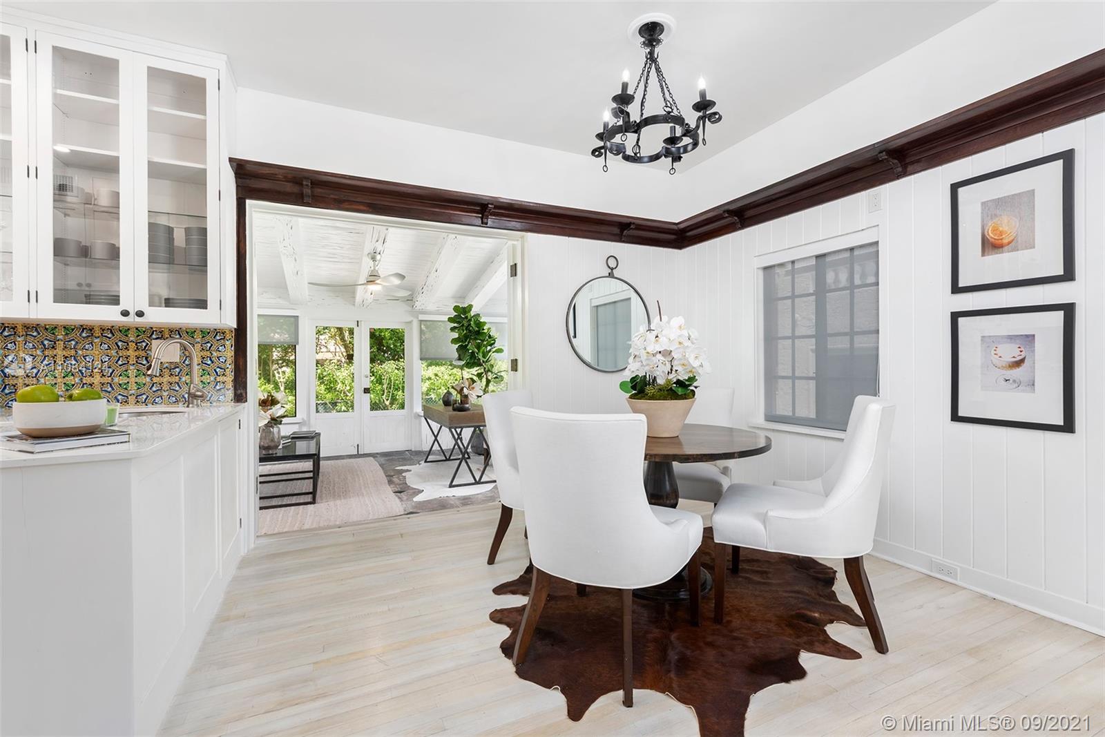 CORAL GABLES BISC BAY SEC - Residential