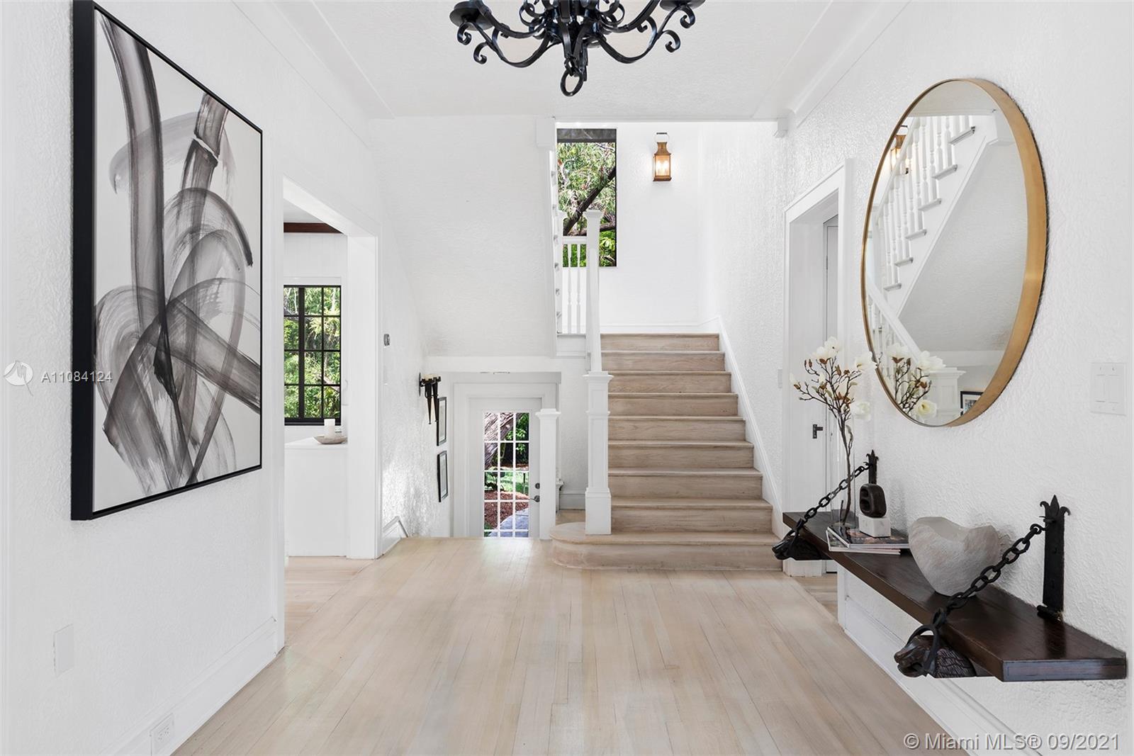 CORAL GABLES BISC BAY SEC - Residential