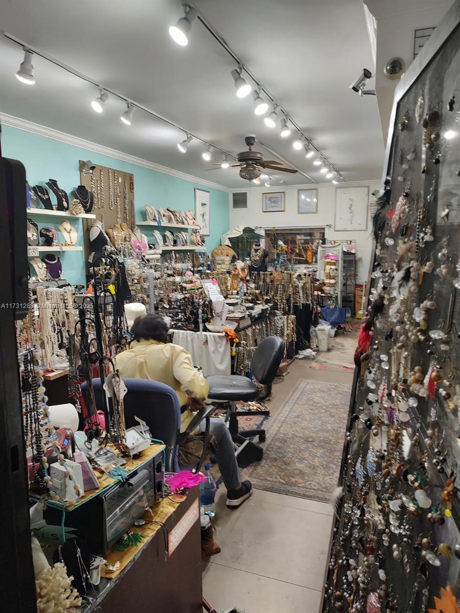 Dolly's Designer Outlet in a prime location of Lauderdale by the Sea. Business owner is retiring and is selling all her inventory and lease for her turn-key 10 year old well established business. You can take over her lease then renew for 5 year term. Steps to the beach and to all that downtown Lauderdale by the Sea has to offer.