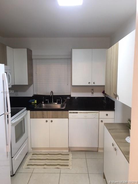 LINCOLN WEST GARDENS COND - Residential Lease