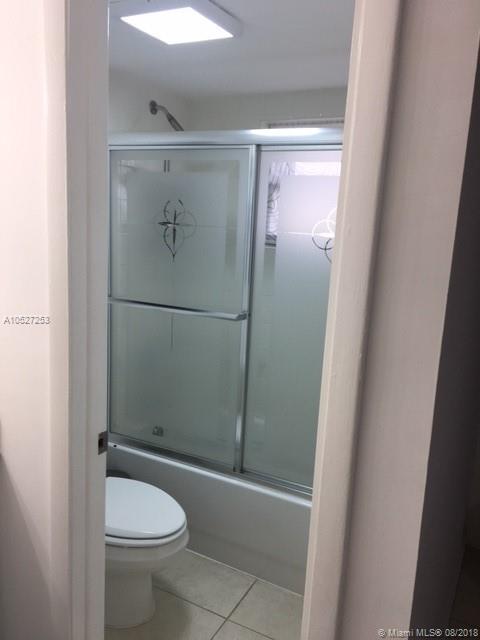 LINCOLN WEST GARDENS COND - Residential Lease