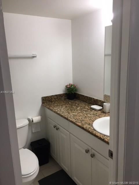 LINCOLN WEST GARDENS COND - Residential Lease