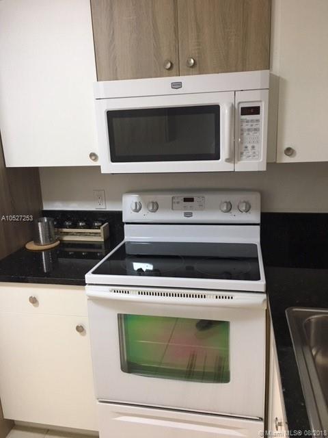 LINCOLN WEST GARDENS COND - Residential Lease