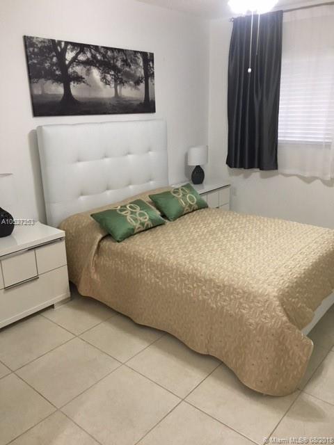 LINCOLN WEST GARDENS COND - Residential Lease