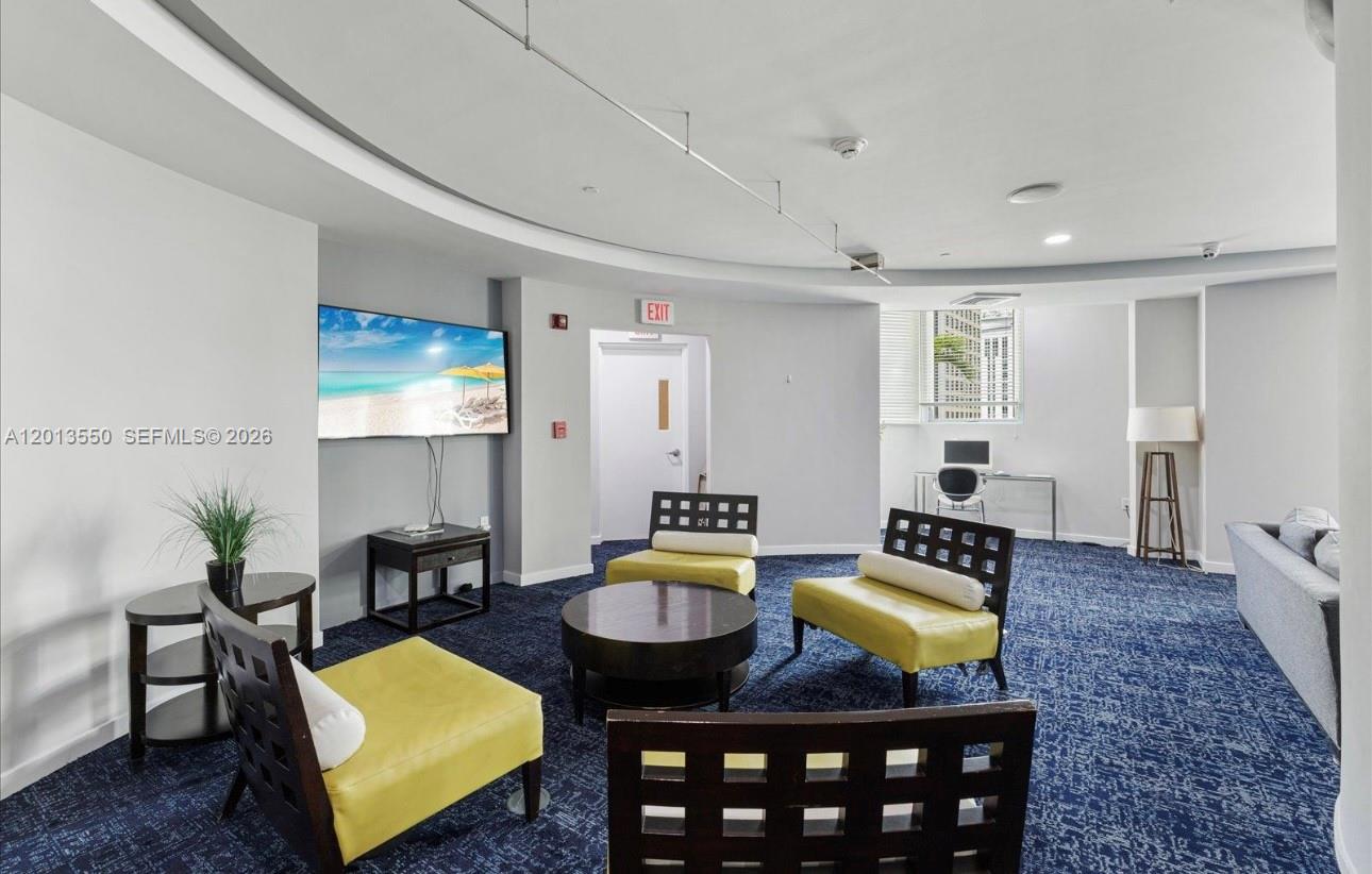 METROPOLIS I AT DADELAND - Residential Lease